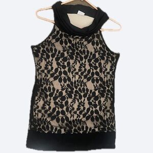 Suzy Shier Lace sleeveless Top 🔥 - Size Small